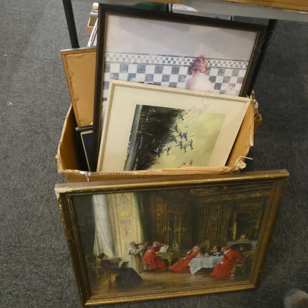BOX LOT PRINTS  Image 1++