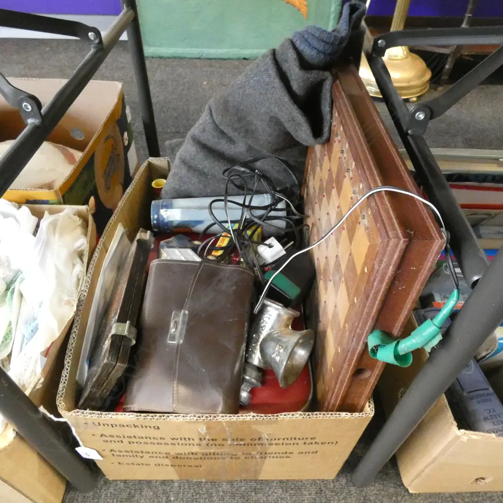 BOX LOT RECORD PLAYER, GREY WOOL BLANKET, TOYS, CHESS BOARD ETC Image 1++