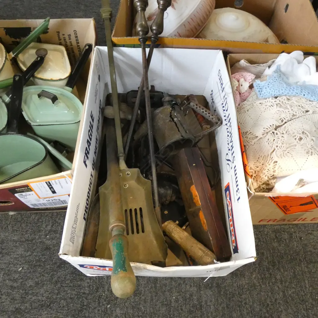 BOX VINTAGE TOOLS & FIRE POKER ETC Image 1++