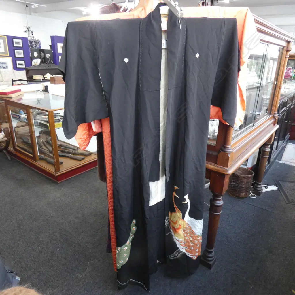 VINTAGE FULL LENGTH JAPANESE SILK KIMONO - BLACK w PEACOCK DESIGN - HALF LINED Image 1++