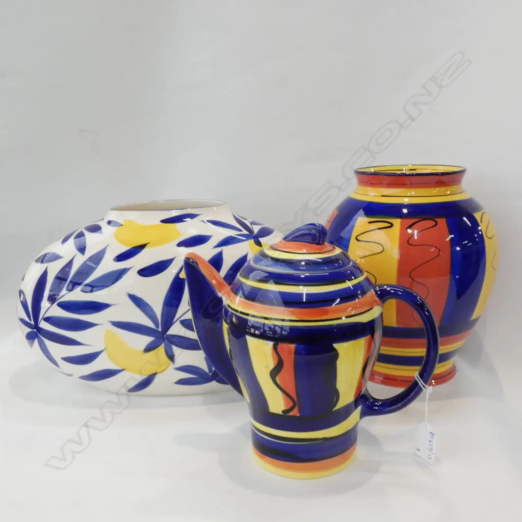 3 PCES PETRA CERAMICS; 2 VASES & TEAPOT Image 1++