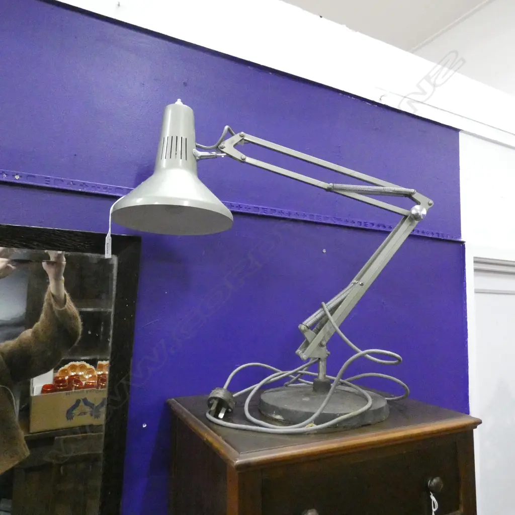 VINTAGE SUPERLUX ANGLEPOISE Image 1++