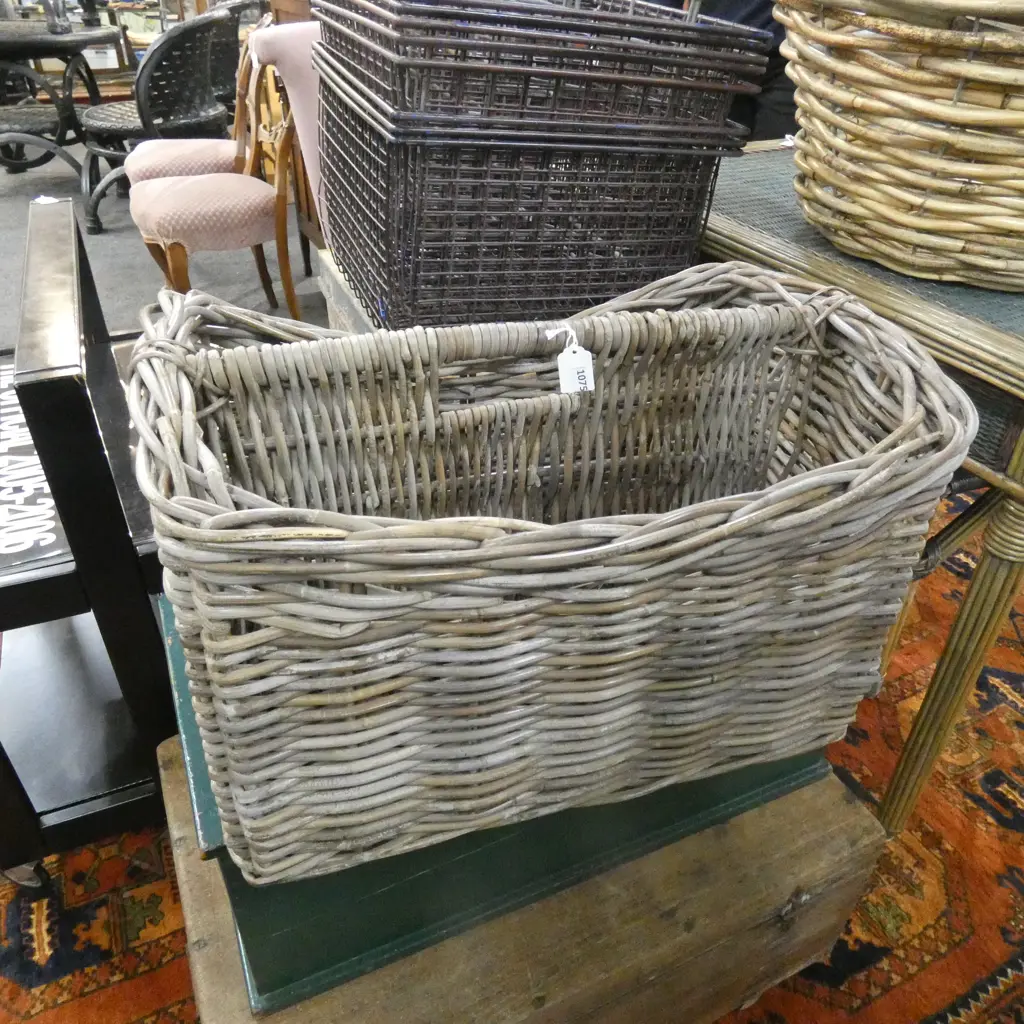 LARGE RECTANGULAR CANE CARRY ALL BASKET W.540mm Image 1++