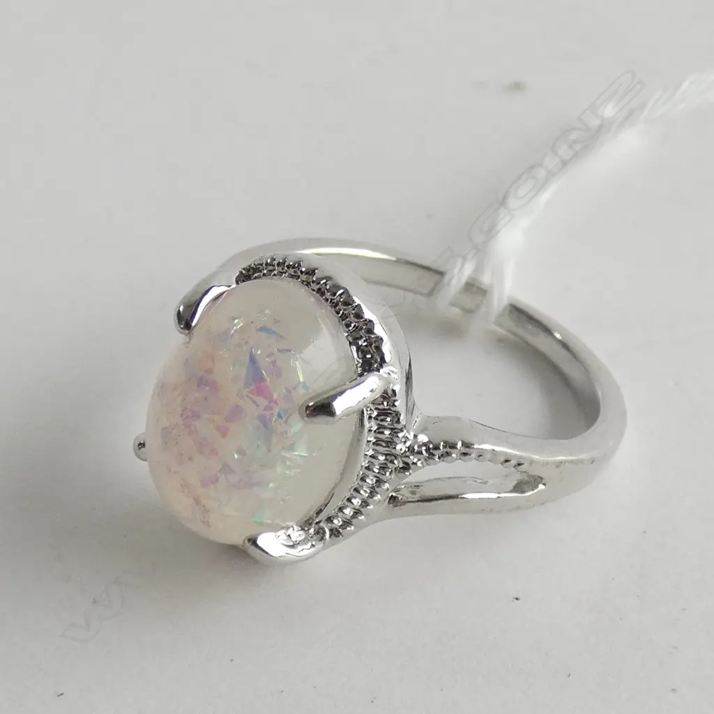SIMULATED OPAL & FAUX DIAMOND HALO SILVER RING SIZE 8  Image 1++