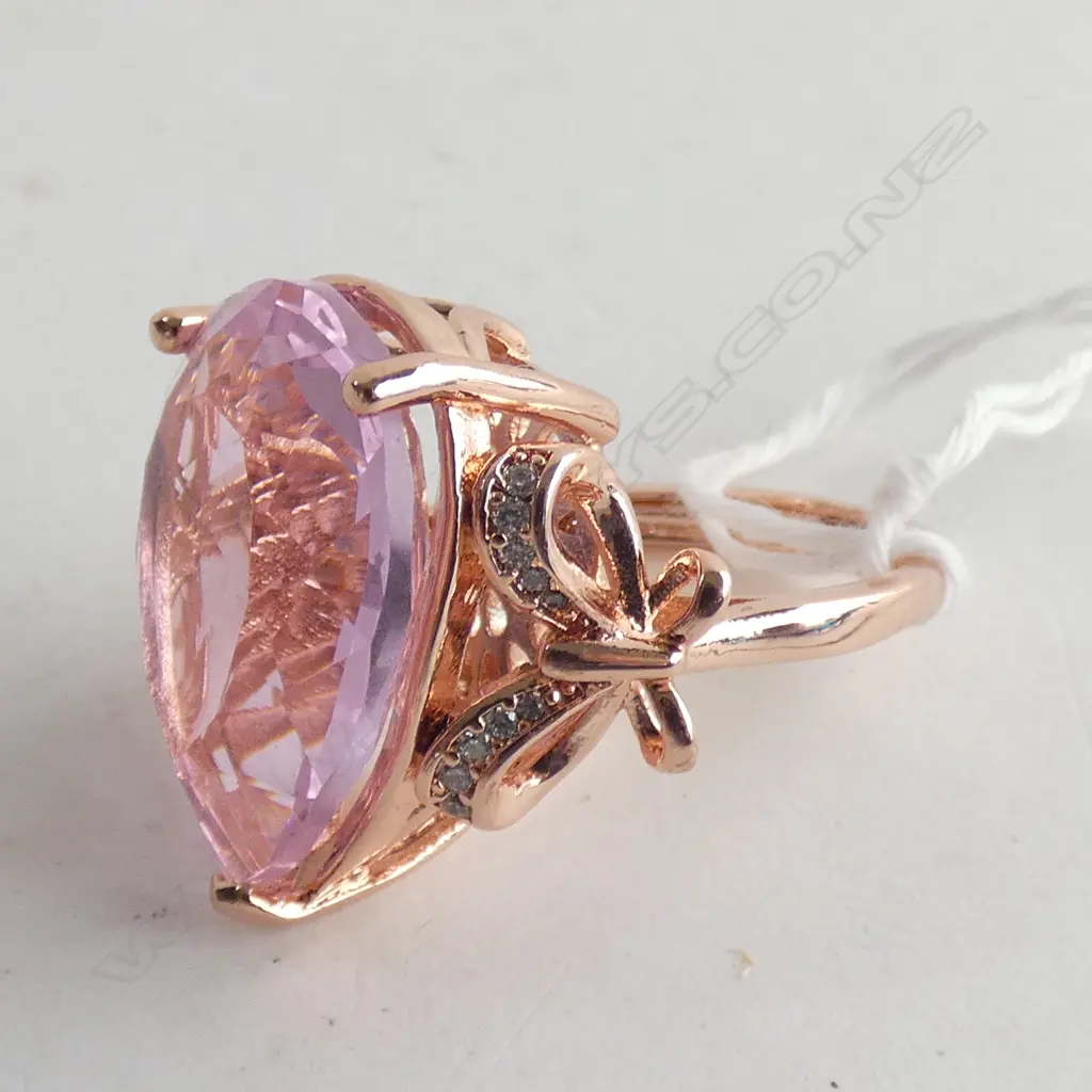 LGE FAUX PINK KUNZITE GOLD PLATE RING SIZE 8 Image 1++