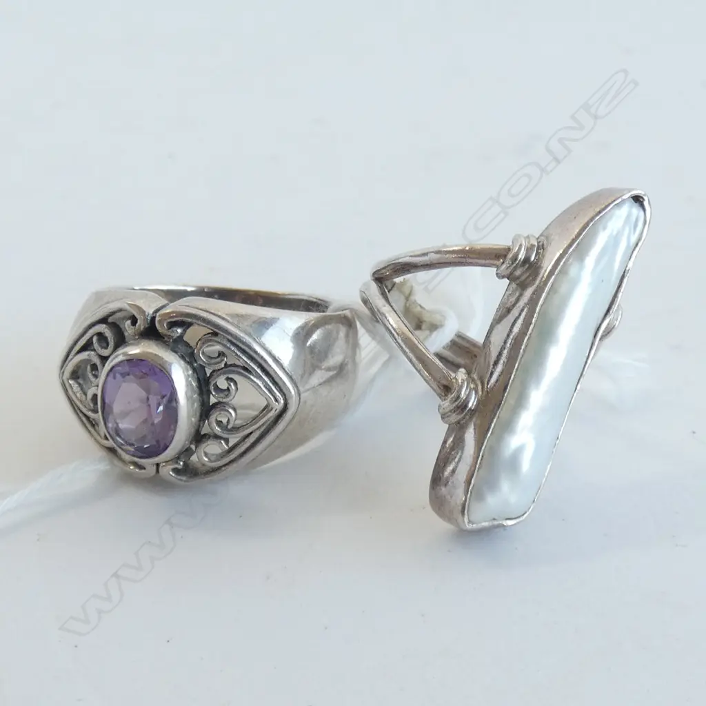 SILVER/AMETHYST RING & SILVER/PEARL RING Image 1++