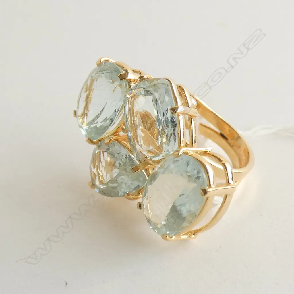 GILDED SILVER LGE 4 AQUAMARINE STONE RING Image 1++