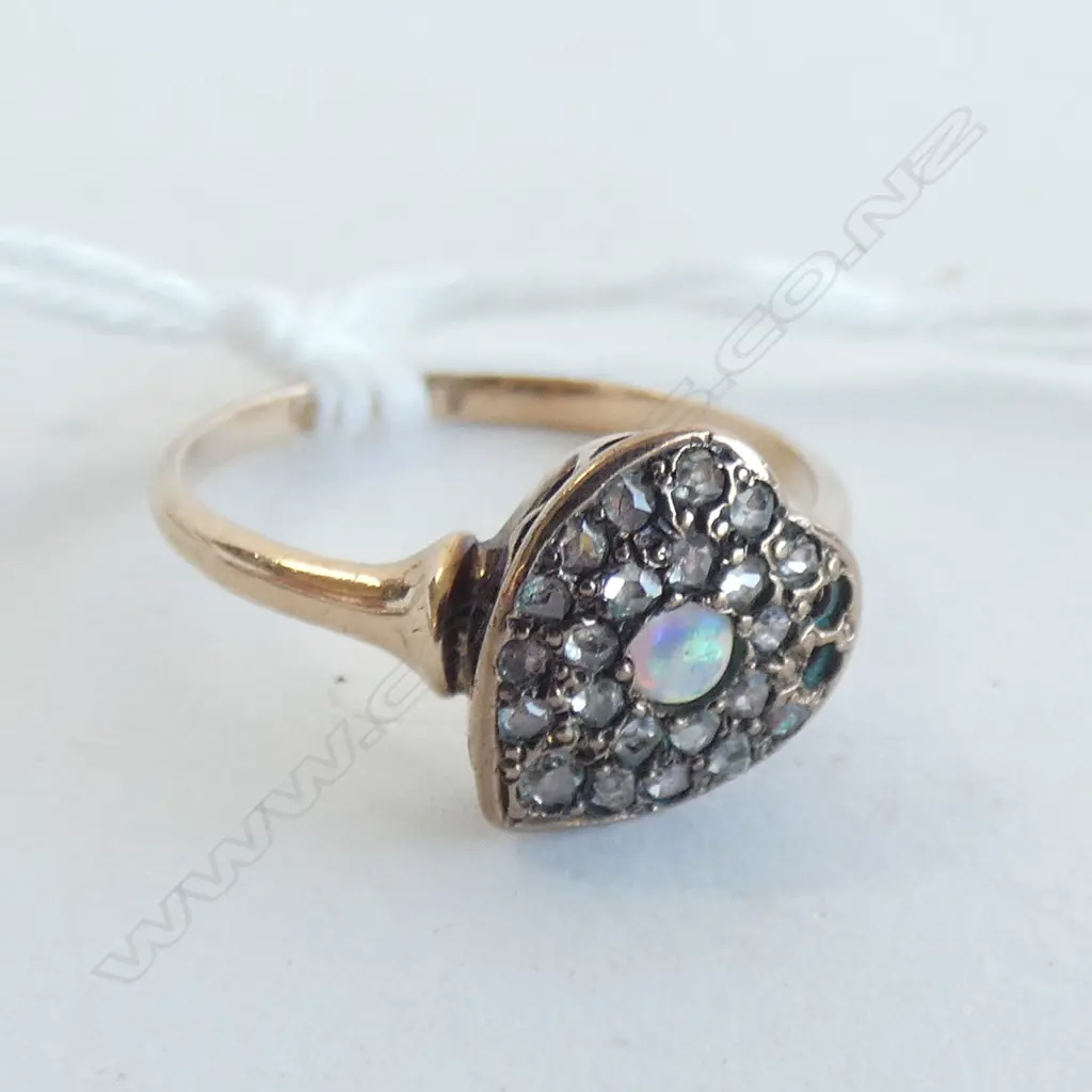 ANTIQUE 9CT ROSE CUT DIAMOND & OPAL RING 1.4 GRAMS... Image 1++