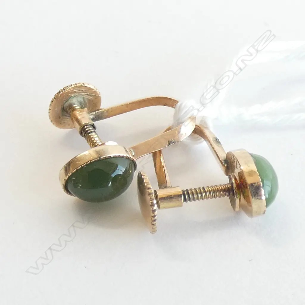 14CT GOLD & GREENSTONE EARRINGS 2.1 GRAMS Image 1++