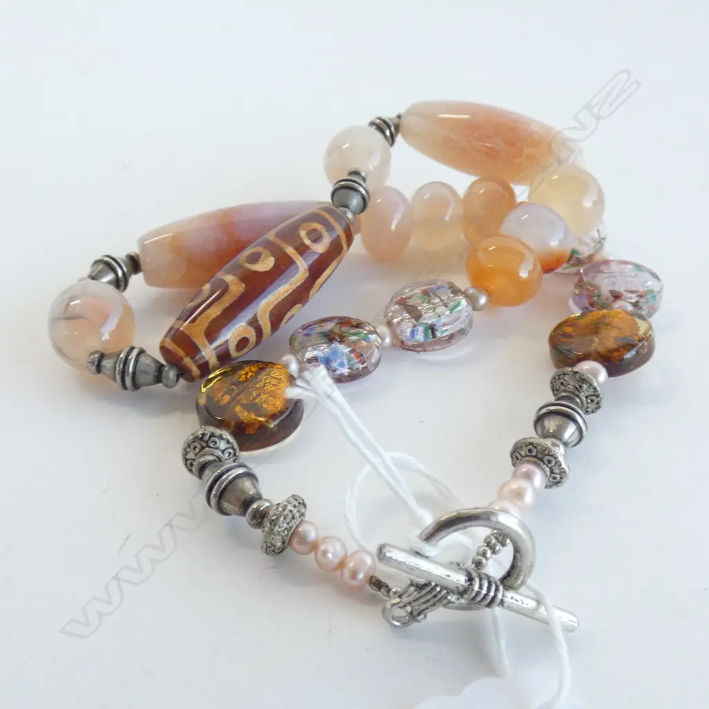 SILVER AND MURANO GLASS BEAD NECKLACE Image 1++