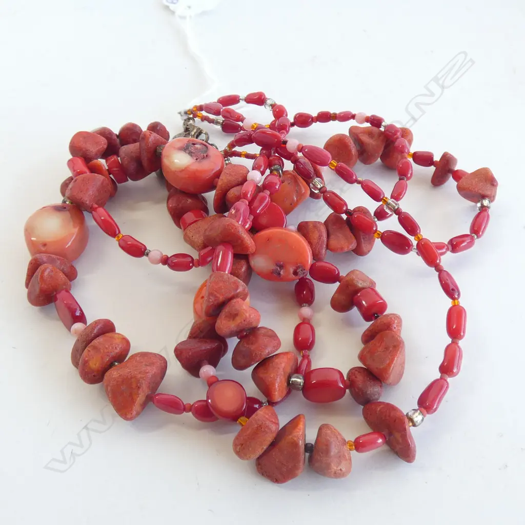 MULTI-STRAND RED CORAL NECKLACE Image 1++