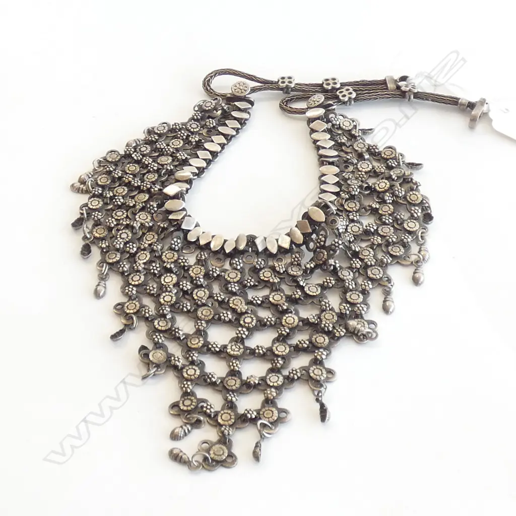 INDIAN SILVER? NECKLACE Image 1++