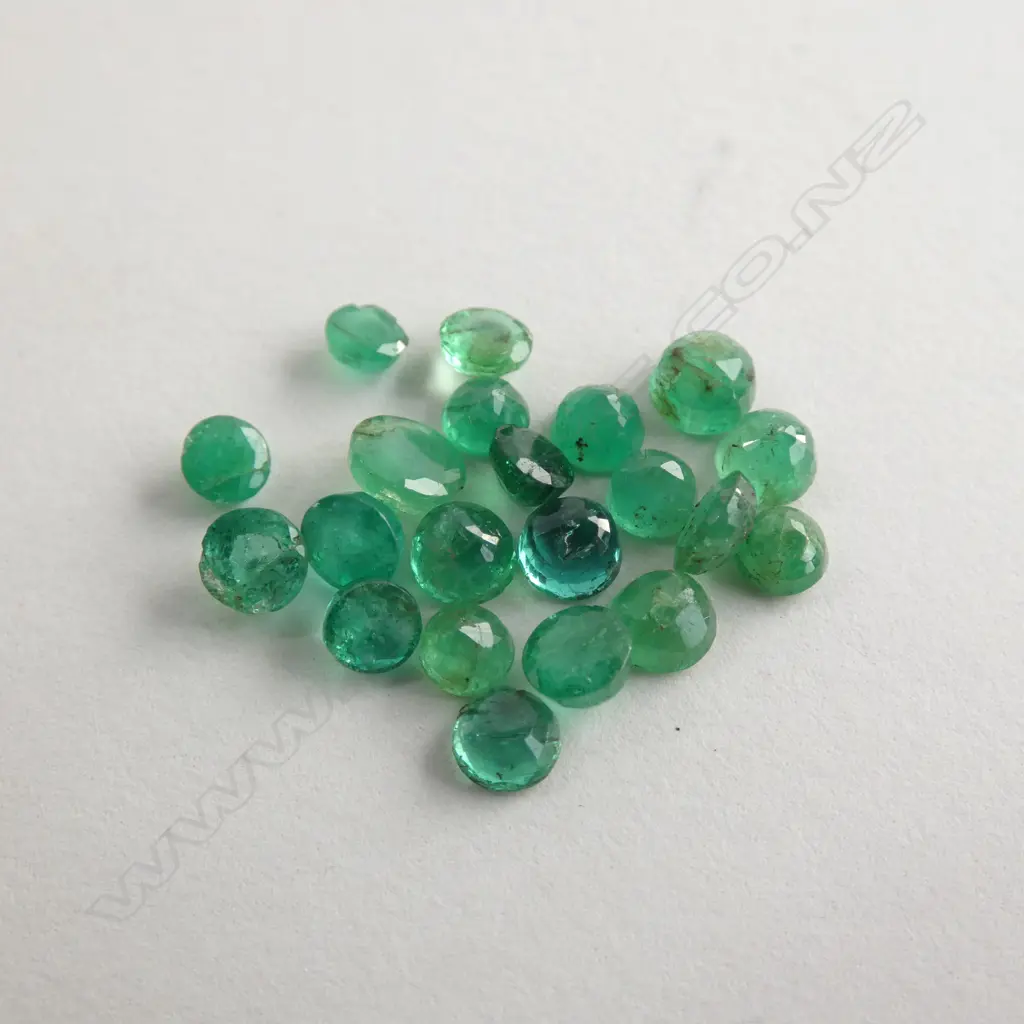 5CT EMERALDS - SOME A/F Image 1++