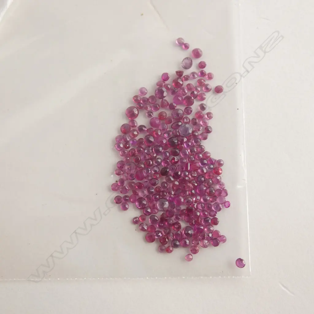 10CT ROUND FACETED RUBIES Image 1++
