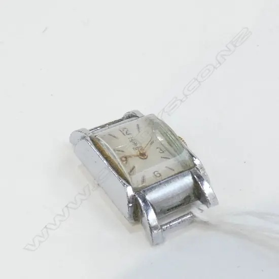 Tudor Vintage Ladies square. Requires service