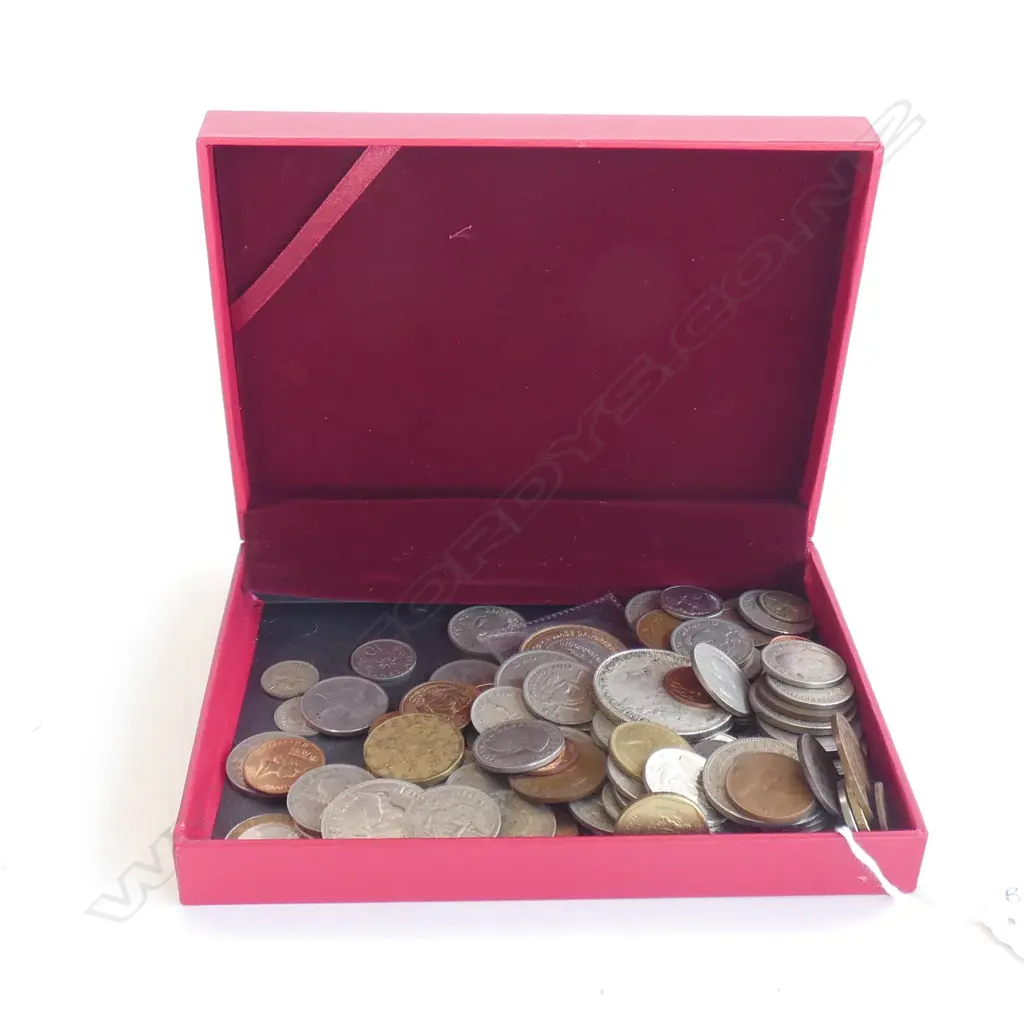 SM BOX ASST FOREIGN COINS  Image 1++