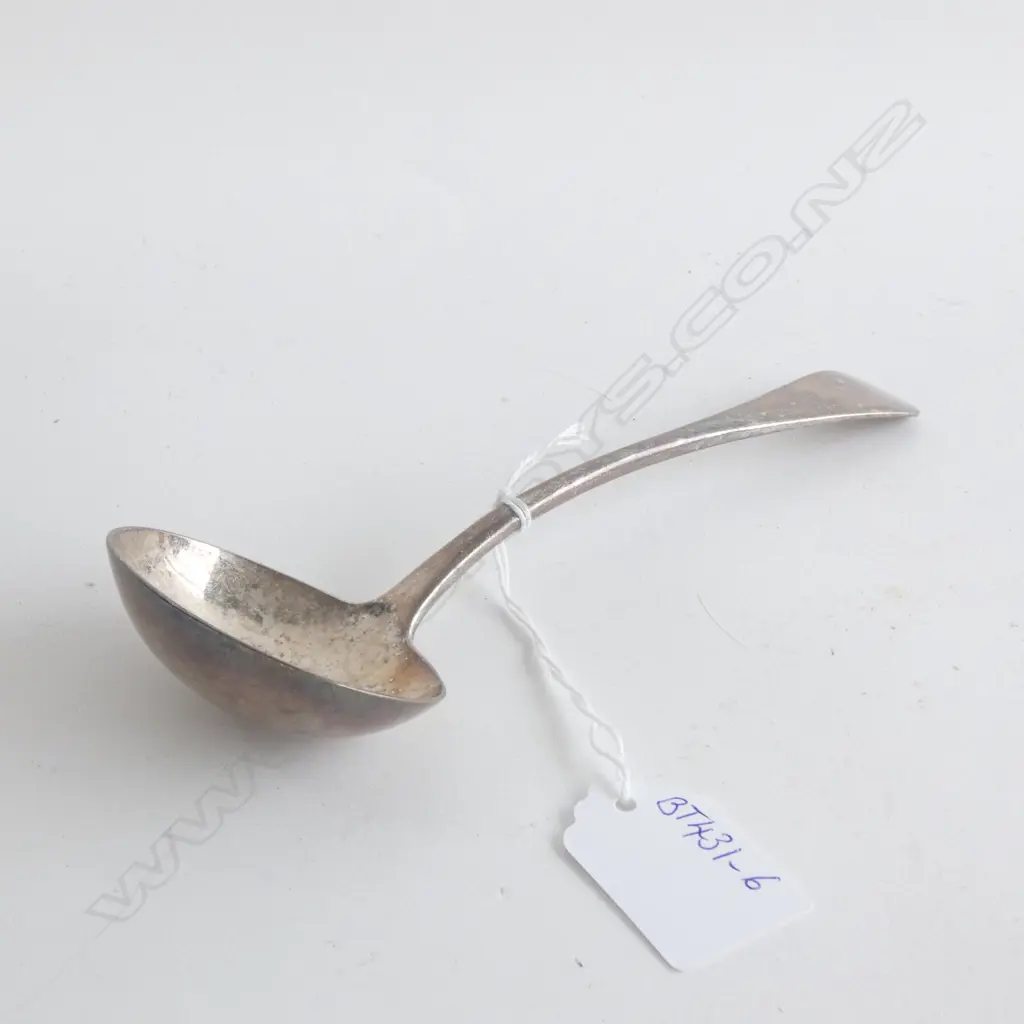 SILVER SAUCE LADLE 67gm Image 1++