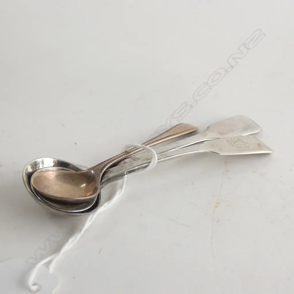 THREE SILVER SALT SPOONS 30gm Image 1++
