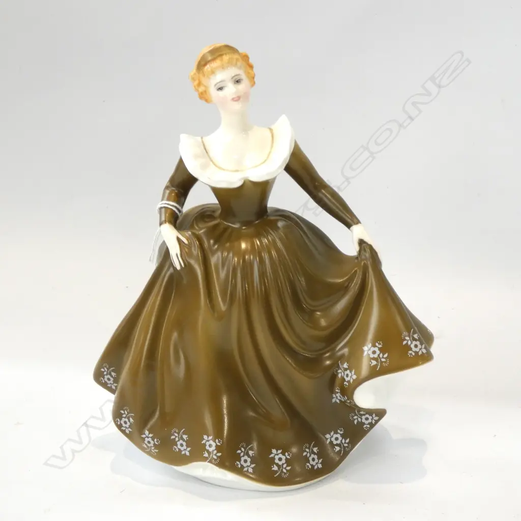 ROYAL DOULTON FIGURINE 'GERALDINE' Image 1++