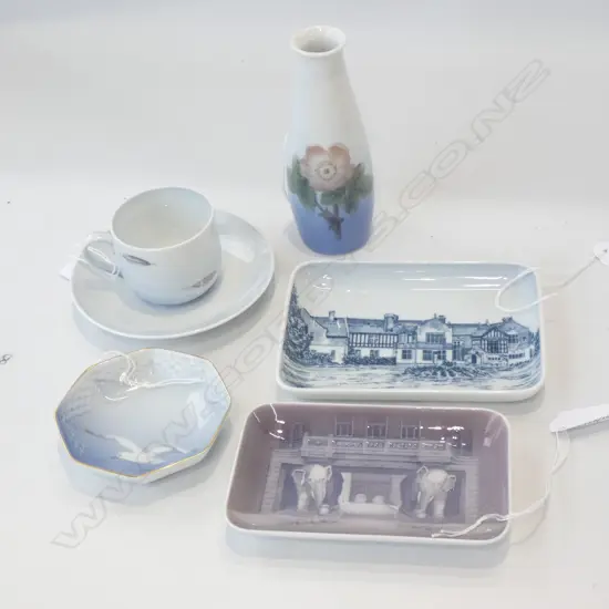 3 COPENHAGEN DISHES C/S & VASE