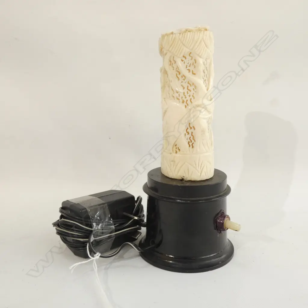 SM CARVED IVORY ELEPHANT LAMP H. 170MM Image 1++