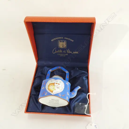 CHARLOTTE DI VITA ENAMEL TEAPOT (H 125MM) - IN ORIGINAL BOX 