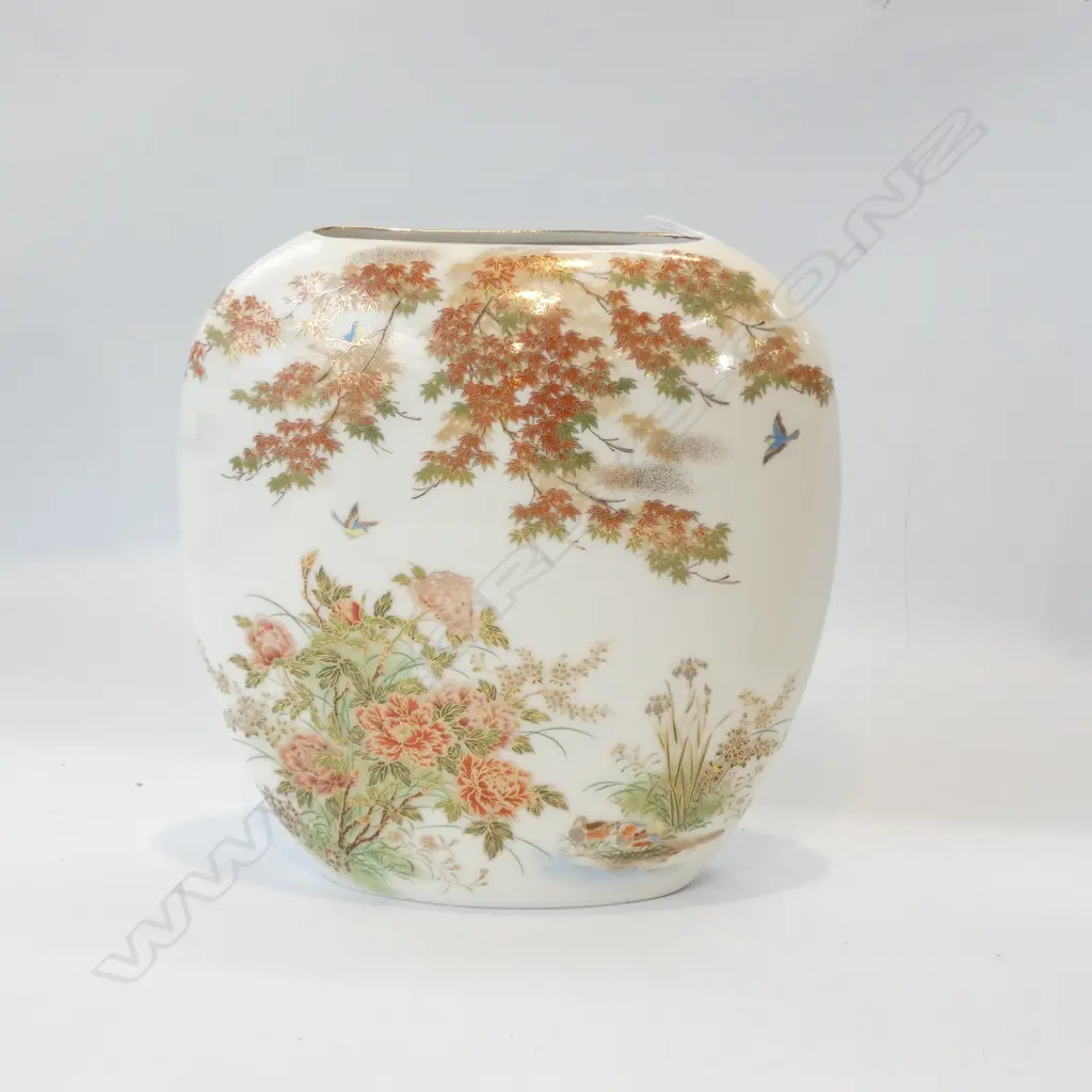 OVOID SATSUMA VASE H.210mm Image 1++