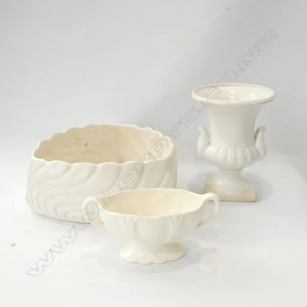 3 VINTAGE ENGLISH SHORTER & SON WHITE VASES LARGEST DIA 230MM Image 1++