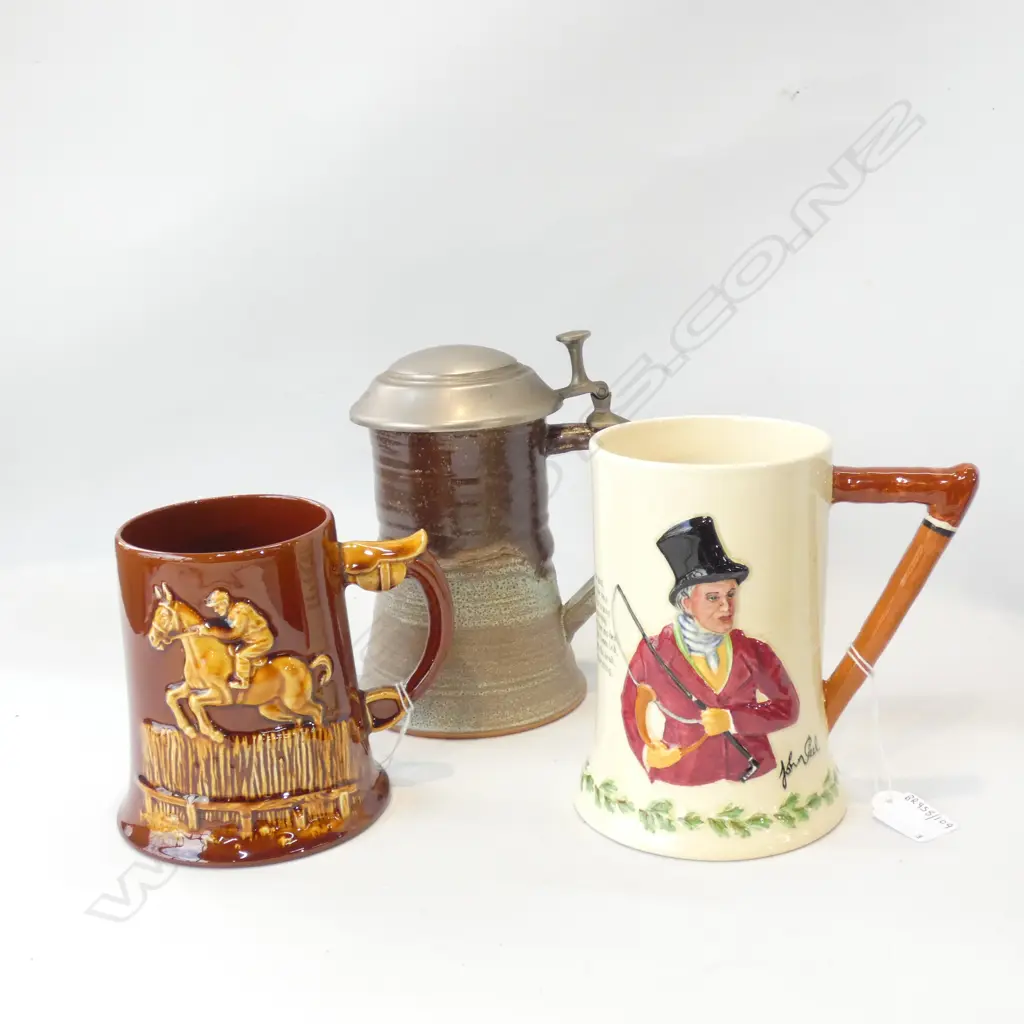SIGNED POTTERY TANKARD, CROWN DEVON MUG & ANOTHER Image 1++