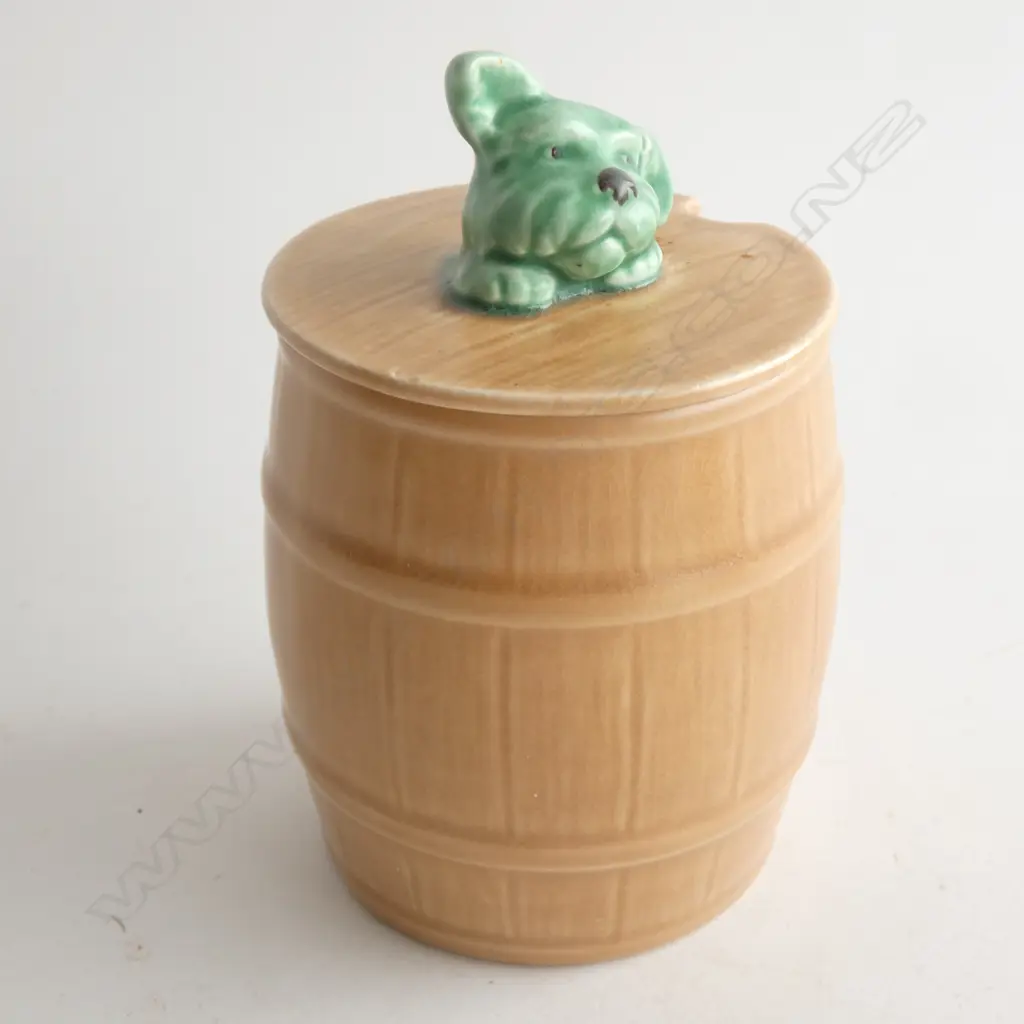 A Sylvac honey pot Image 1++