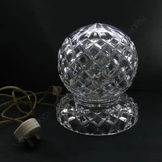 CUT CRYSTAL TABLE LAMP H. 200MM