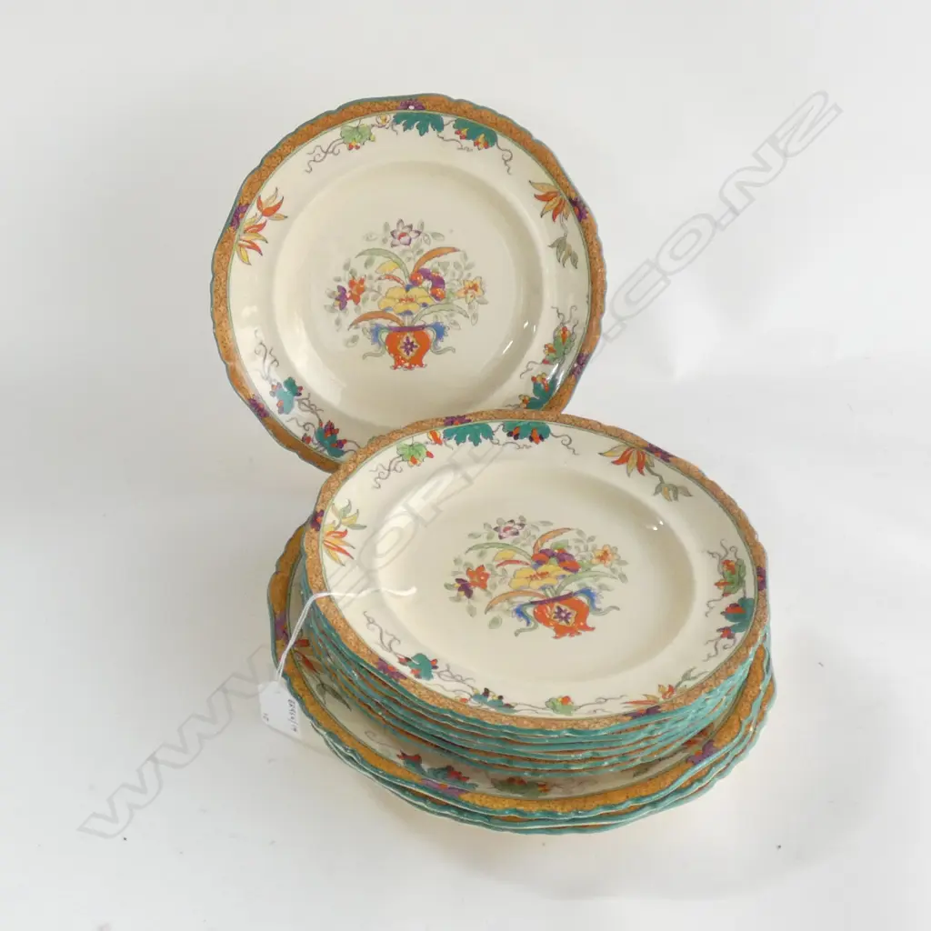 10 MASONS IRONSTONE DINNER PLATES, ORIENTAL PATTERN Image 1++