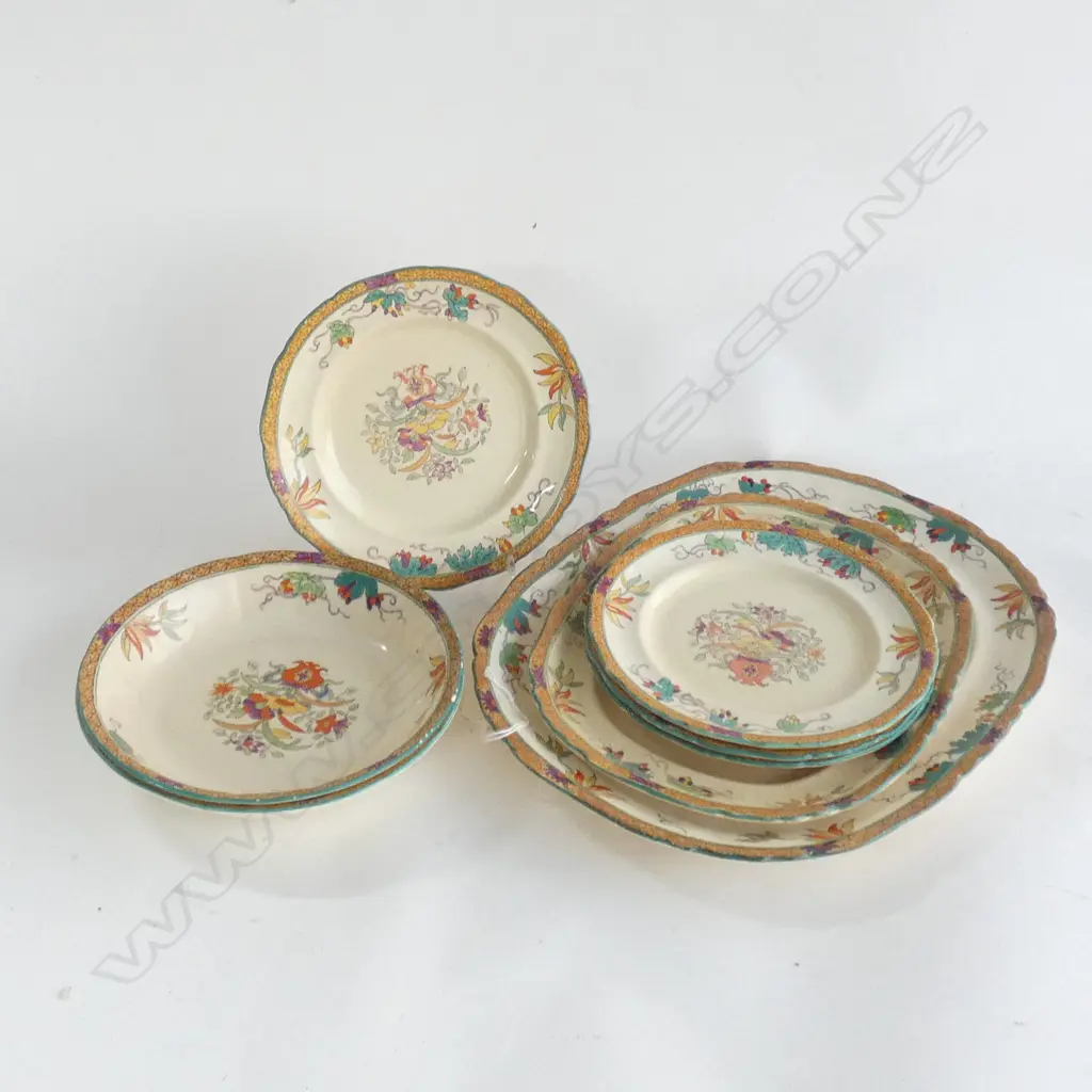 8 MASONS IRONSTONE PLATES INCL  ASHETTES, ORIENTAL PATTERN Image 1++