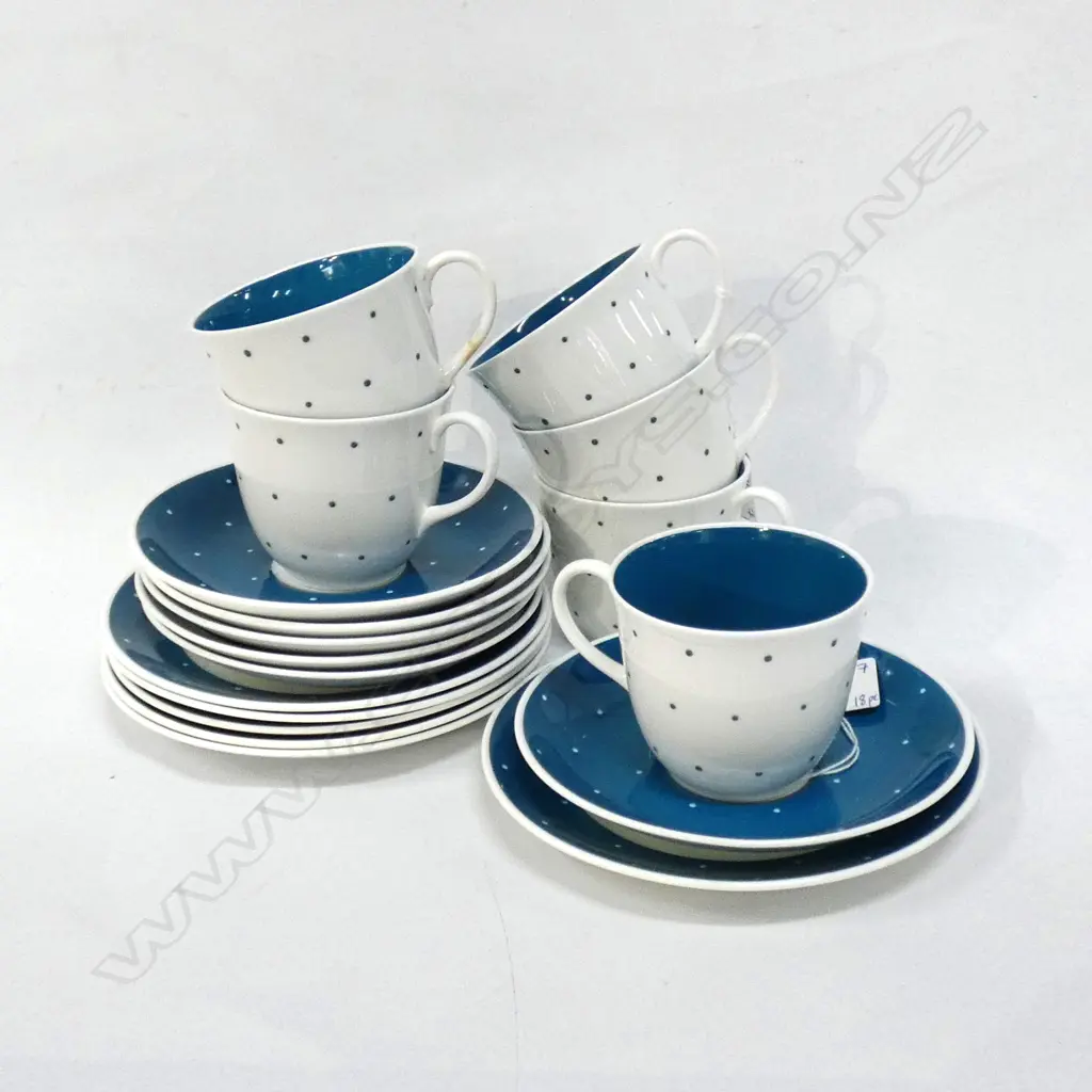 6 SUSIE COOPER SEA BLUE POLKA DOT TRIOS Image 1++