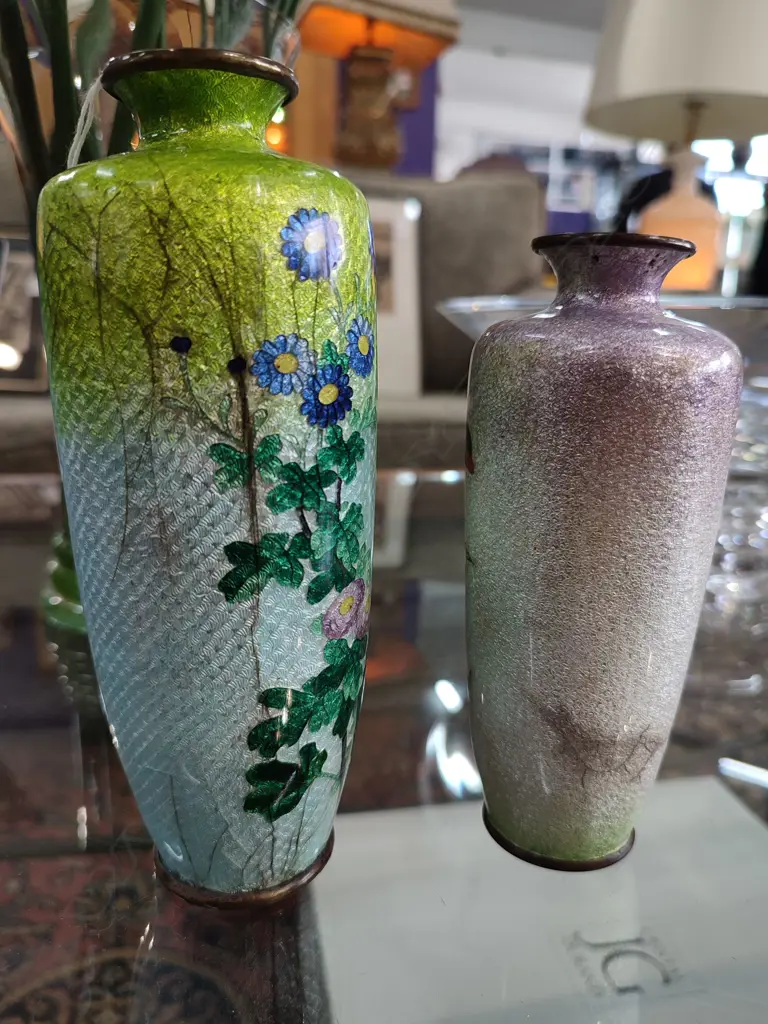 4 CLOISONNE VASES (LARGEST H 185MM) + CLOISONNE EGG W STAND  H 220MM Image 1++