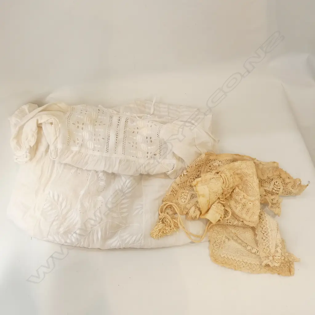 4 VICTORIAN LINEN; CHRISTENING GOWN ETC.. Image 1++