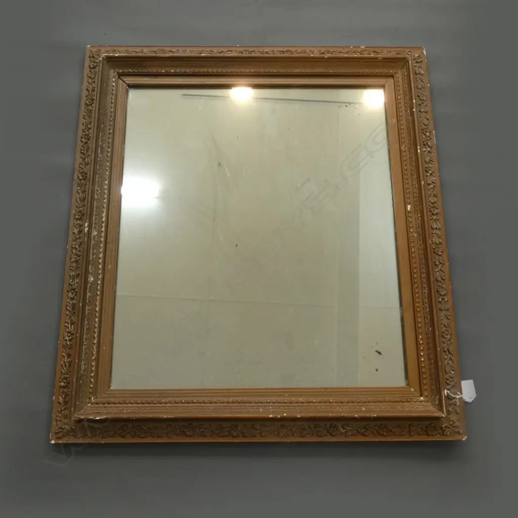 GILT MIRROR 760 X 700 Image 1++
