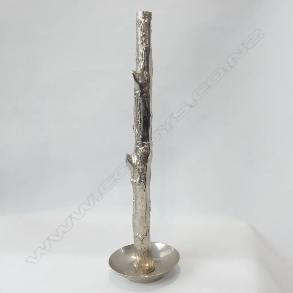 POLSPOTTEN CASE METAL CANDLESTICK Image 1++