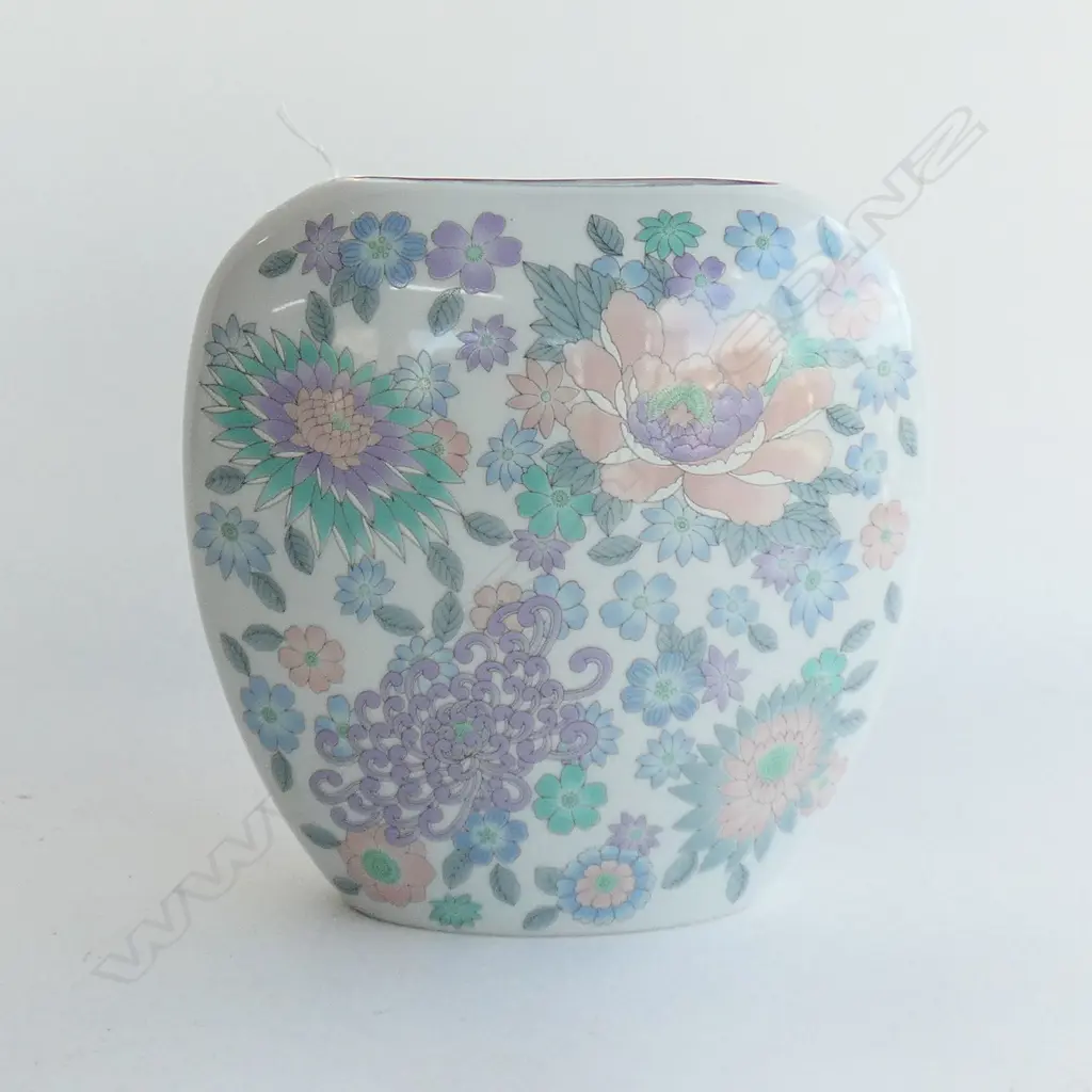 JAPANESE VASE H.225mm Image 1++