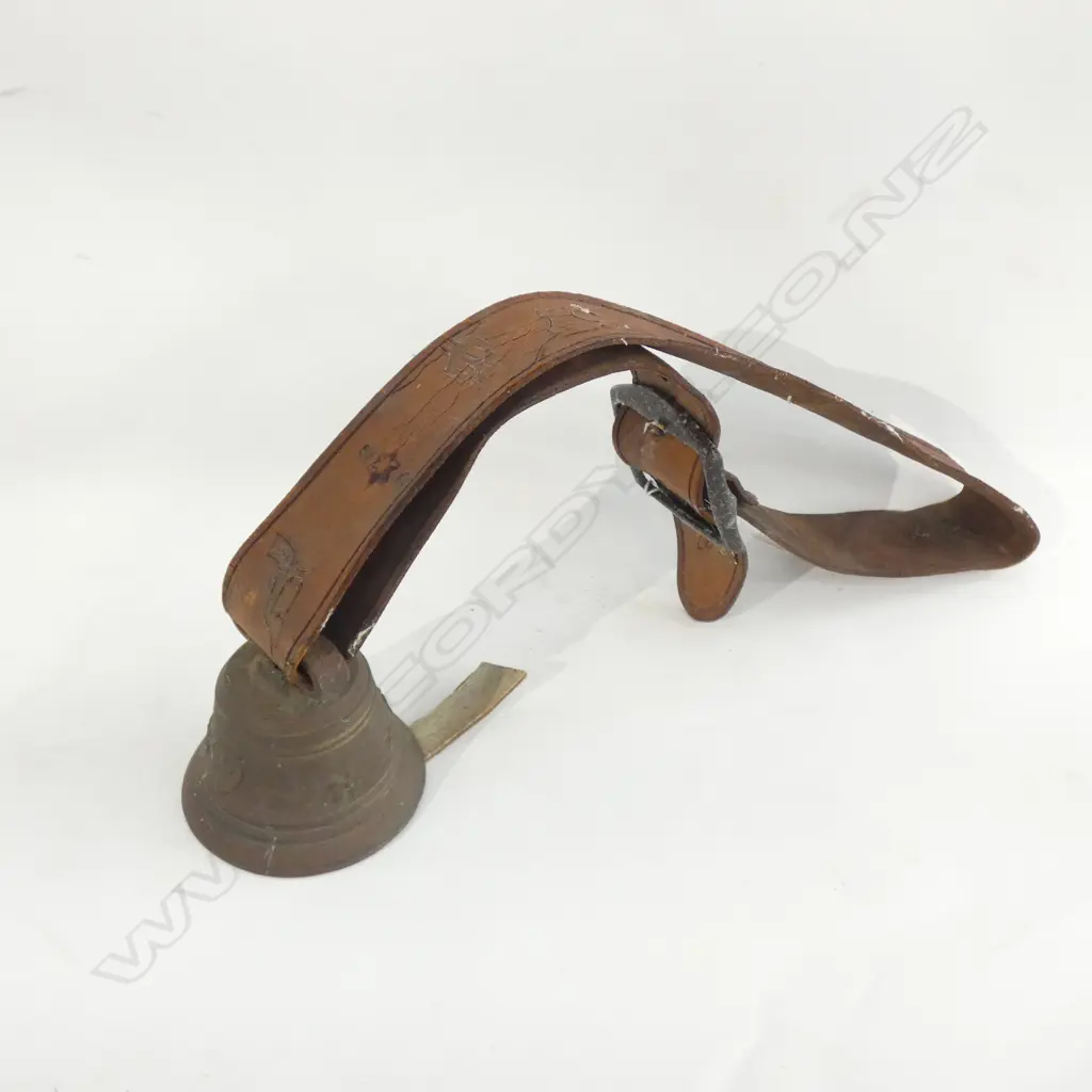 SWISS COW BELL ON LEATHER STRAP  Image 1++