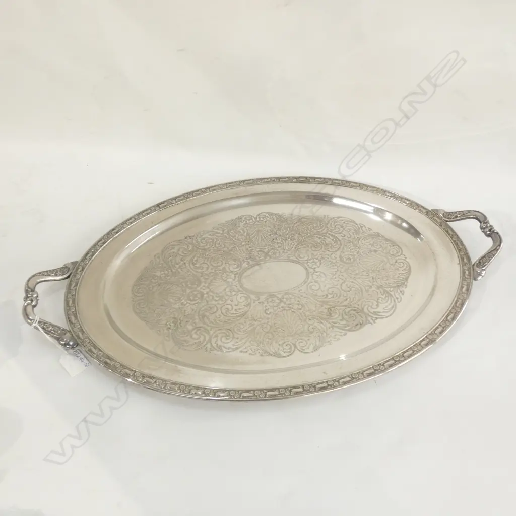 LG OVAL SILVER PLATE TRY WITH HANDLES - ONEIDA SILVERSMITHS L 600MM Image 1++