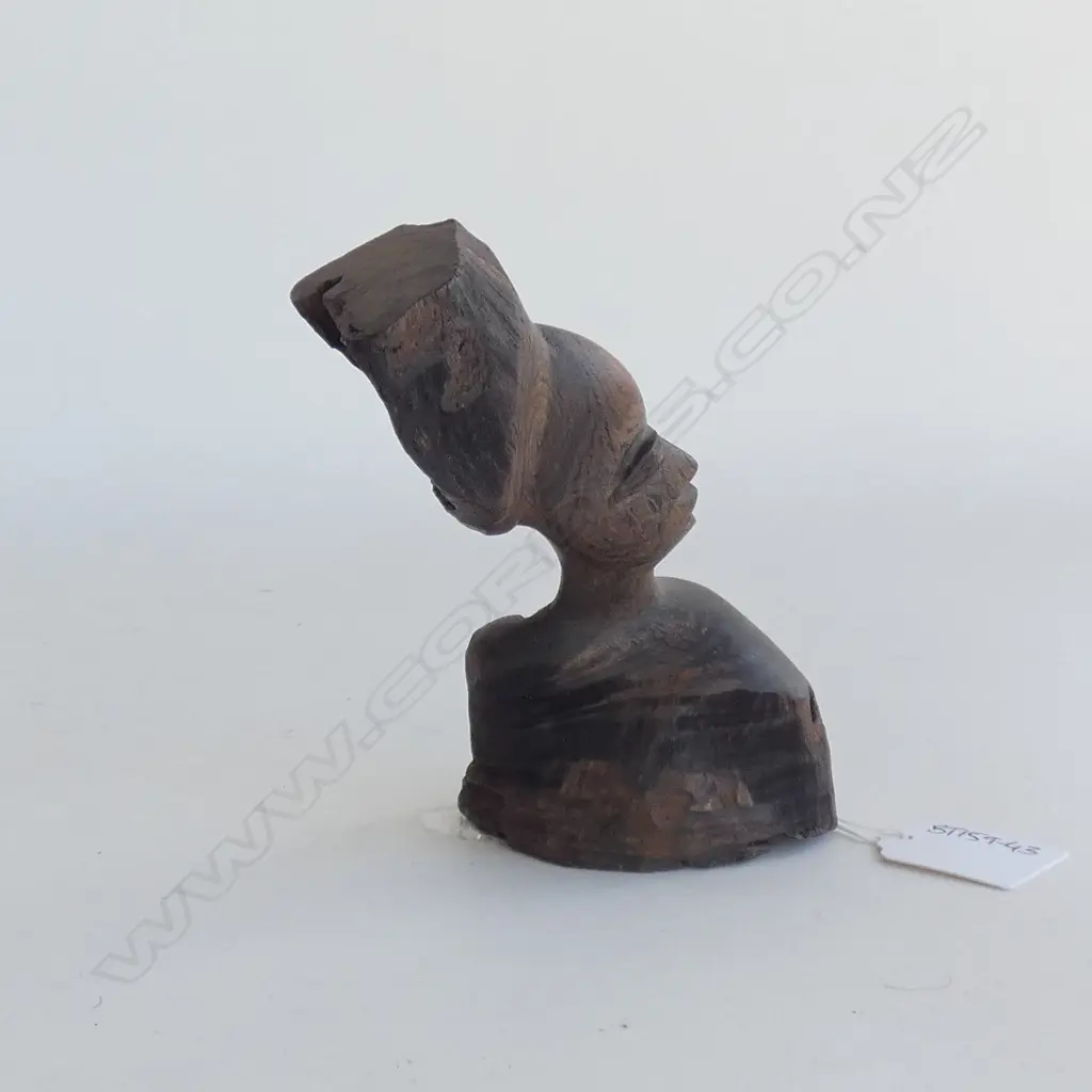 ETHNIC CARVING OF WOMANS HEAD H. 130MM Image 1++