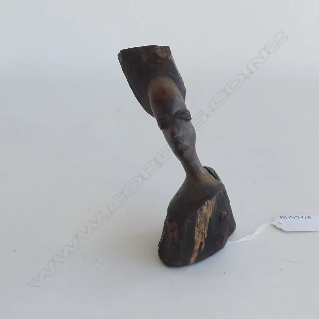 ETHNIC CARVING OF WOMANS HEAD H. 130MM Image 1++