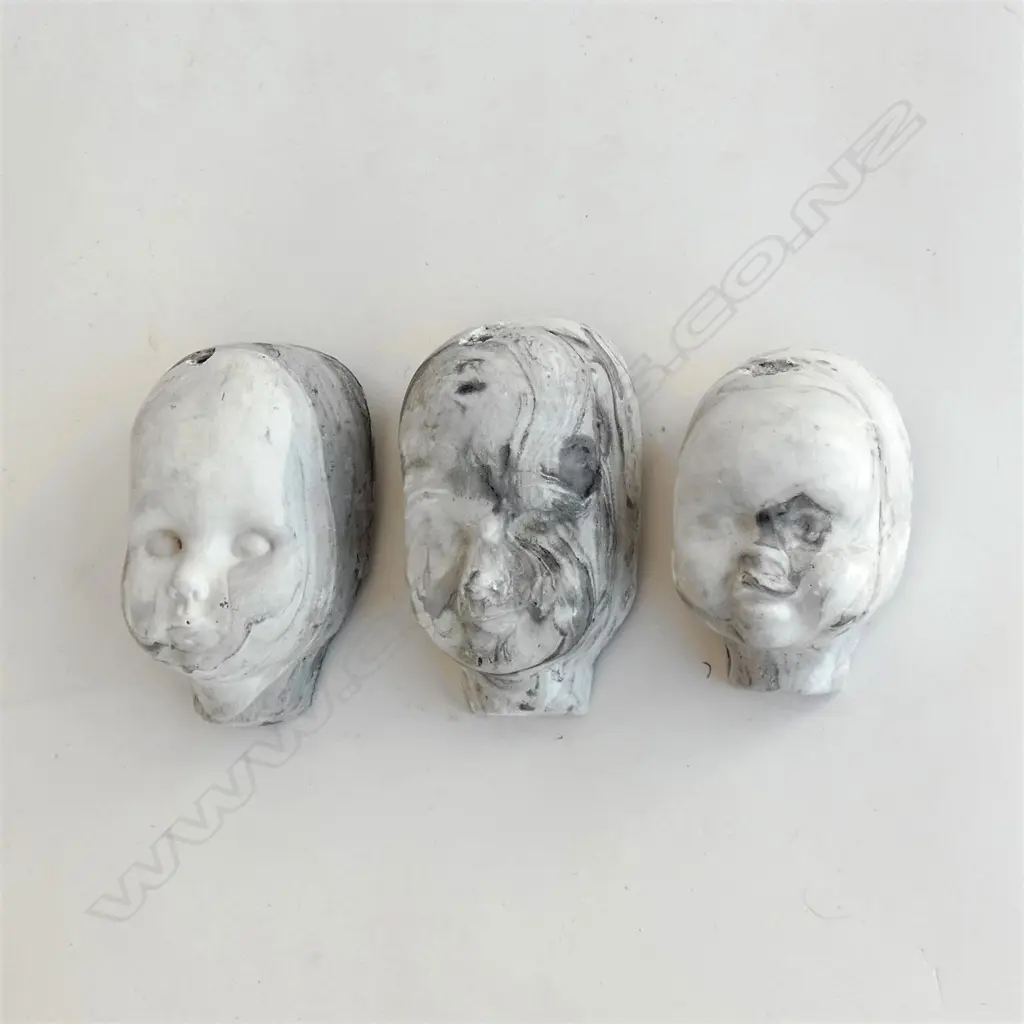3 X DOLL HEAD MOULDS  Image 1++