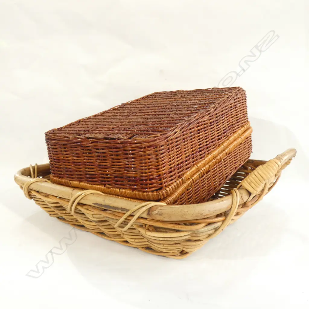 VINTAGE LG WICKER BREAD  BASKET (SQ 470MM & CANE PICNIC BASKET Image 1++