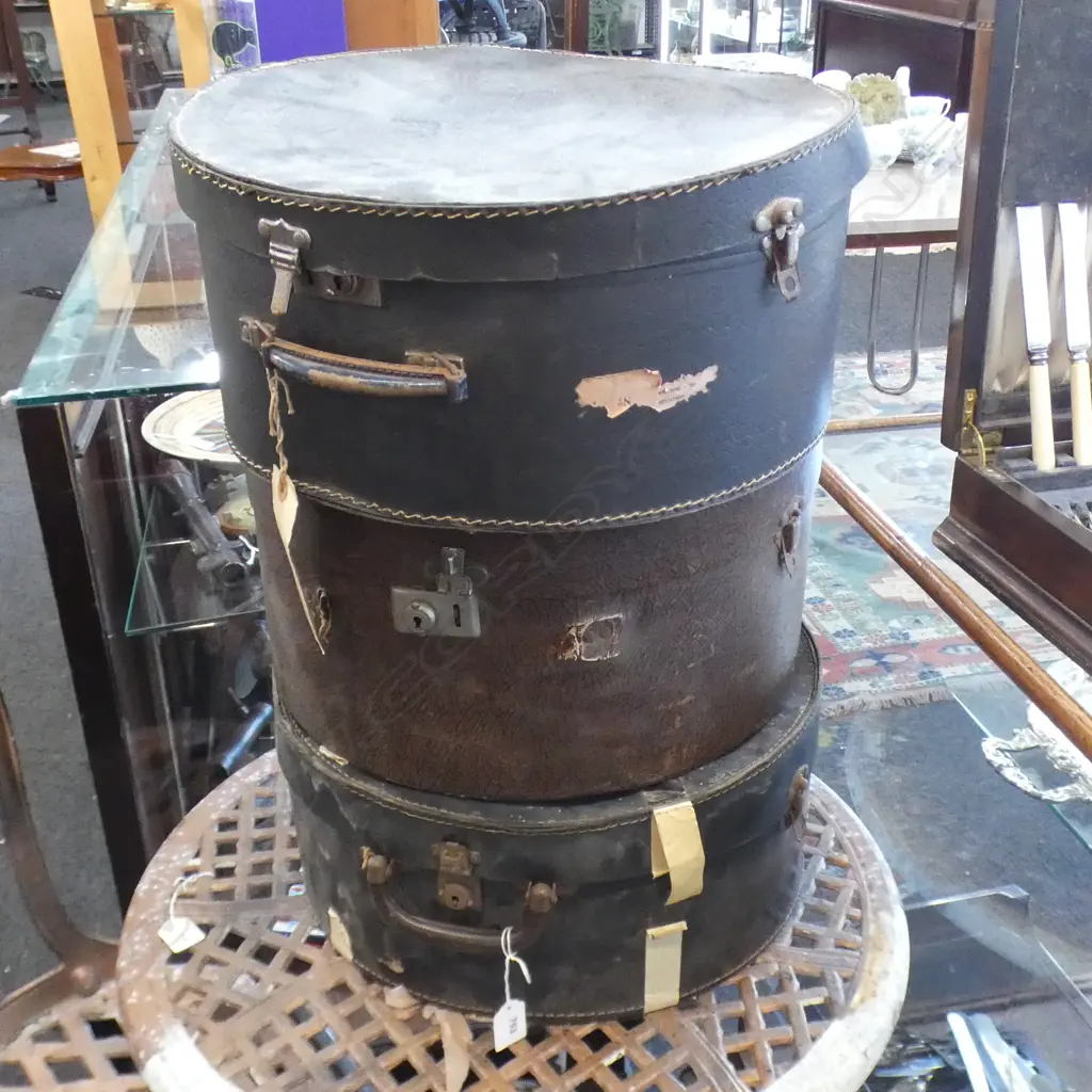 3 OLD LEATHER HAT BOXES Image 1++