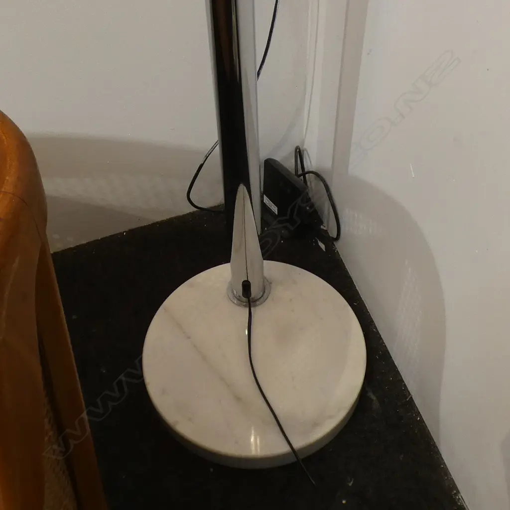FIVE HEAD CHROME ARCO FLOOR LAMP WITH MARBLE BASE - WORKING Image 1++