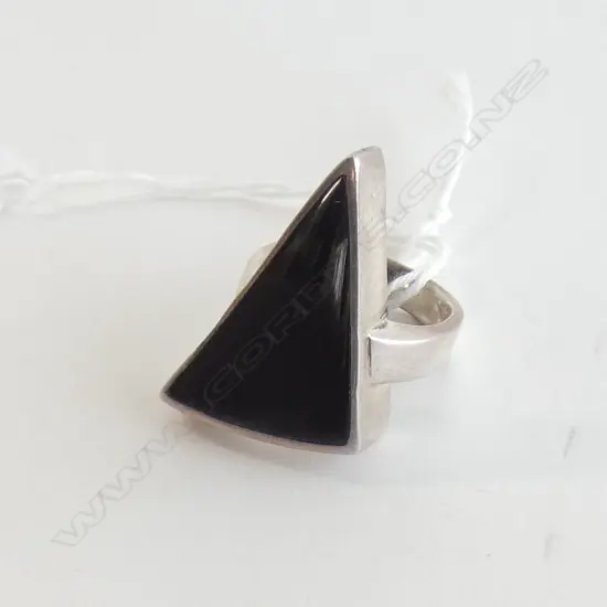 STYLISH SILVER & BLACK ONYX? RING 