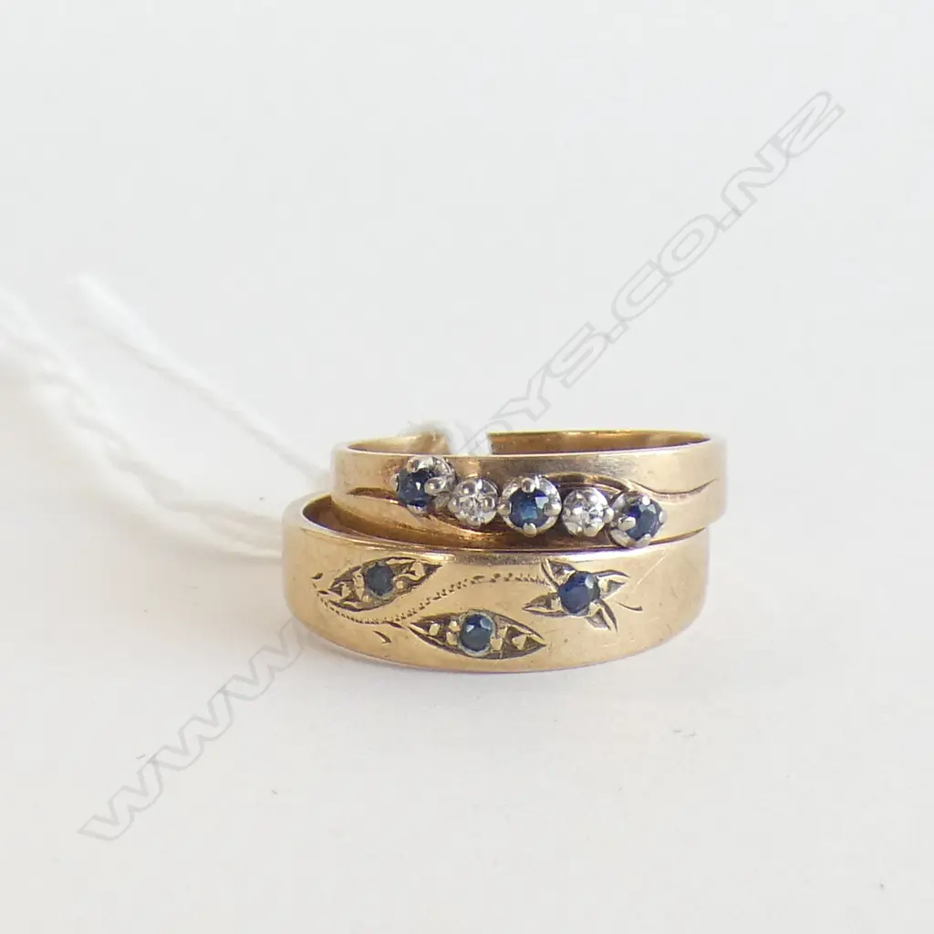 2 9CT GOLD & SAPPHIRE RINGS 4gms Image 1++