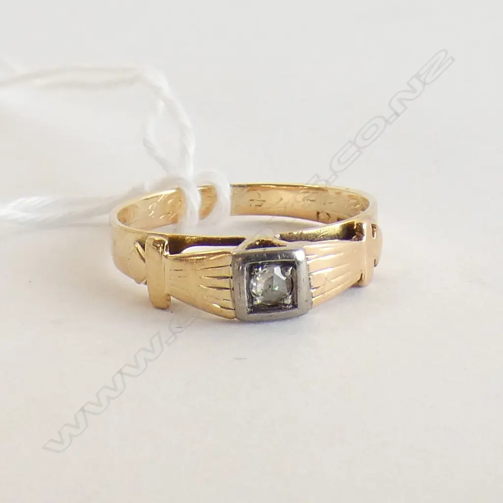 18CT GOLD & OLD MINE CUT DIAMOND RING 2gm Image 1++